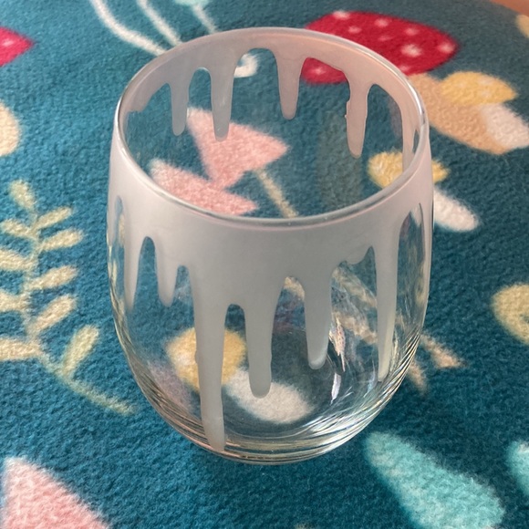 Drip Stemless Wine Glass - Picture 5 of 5